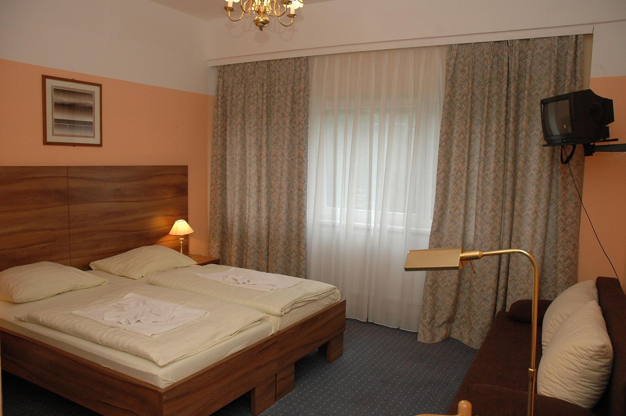 Alper Hotel am Potsdamer Platz Berlin Exterior foto